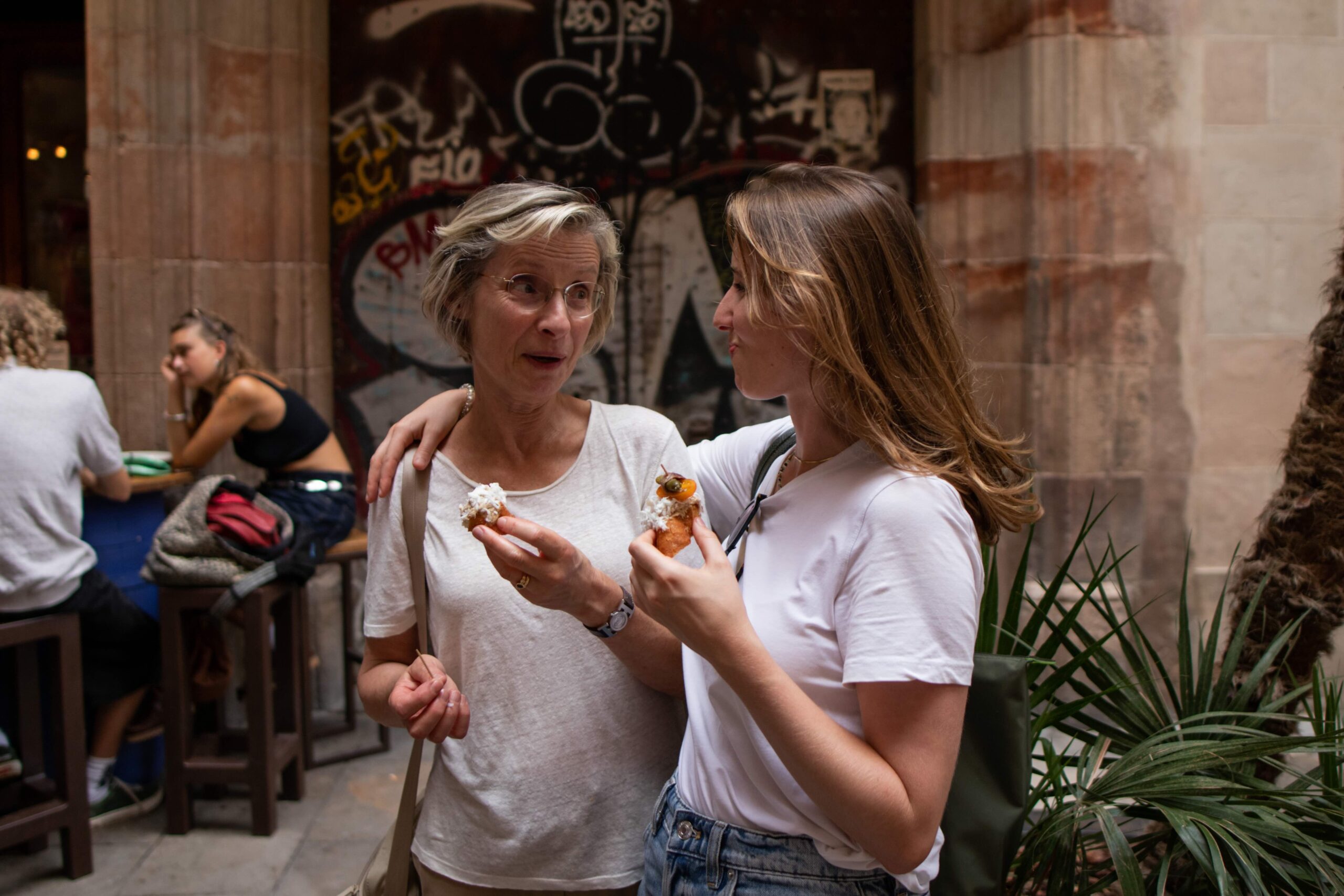 Barcelona Food Tour: Tapas, Taverns & Local Food Culture