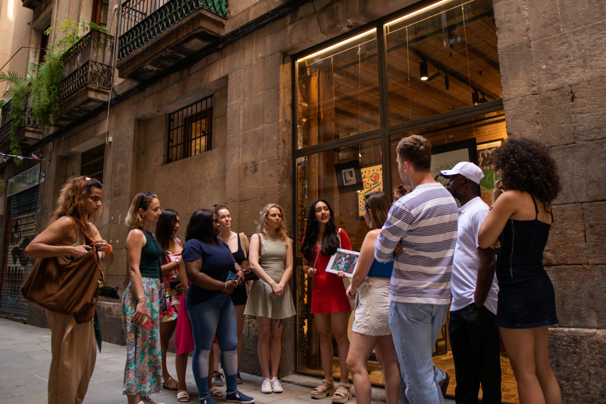 Barcelona 10+ Sights, Legends Walking Tour